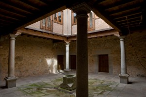 Patio Interior del Hospital de San José en Ledesma