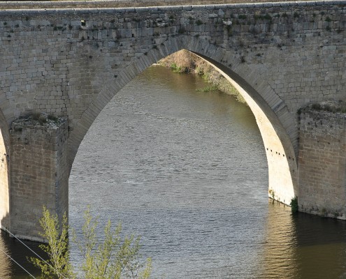 Puente Viejo de Ledesma