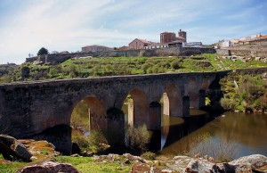Puente Viejo de Ledesma