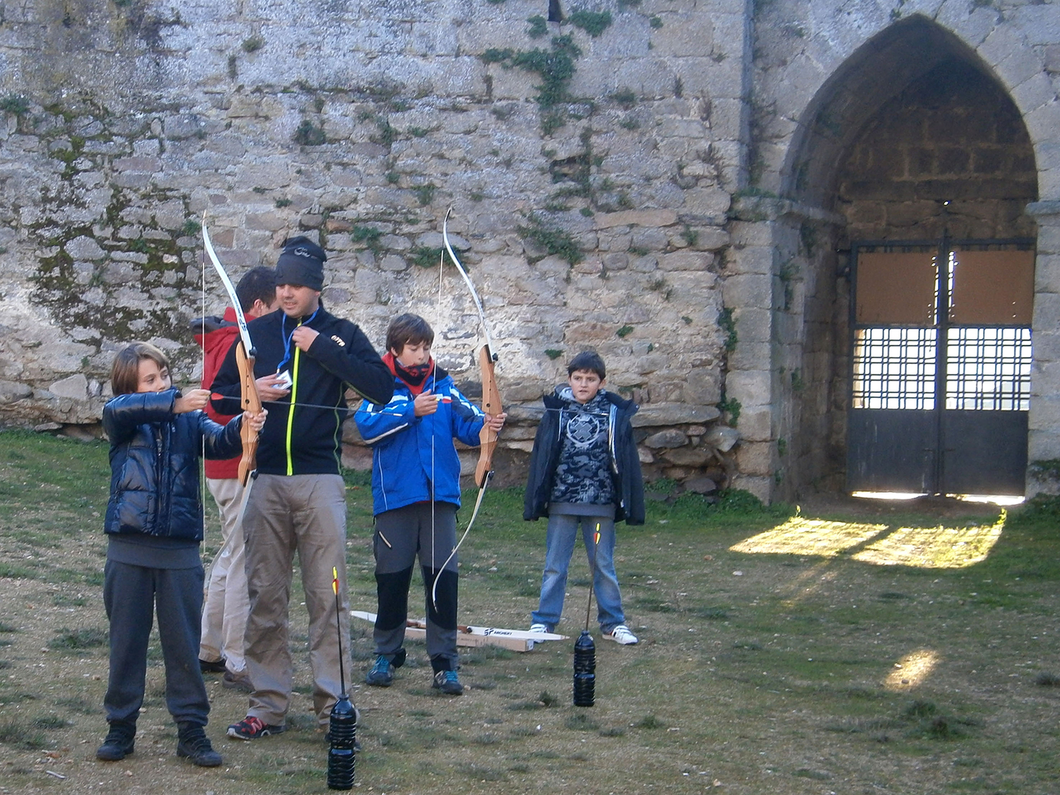 Ledesma con niños