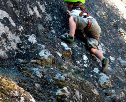 Escalada para niños en Ledesma